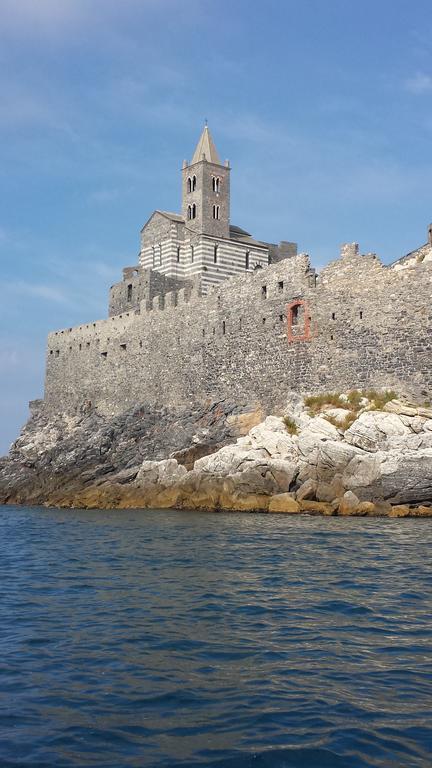 Casa Bouganville لا سبيتسْيا المظهر الخارجي الصورة