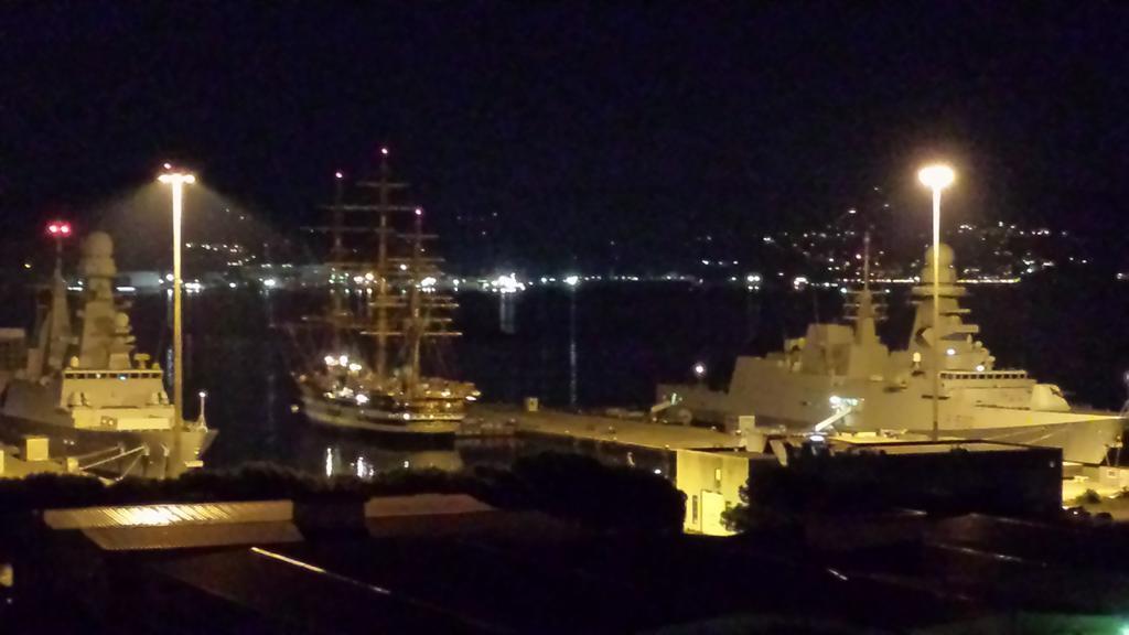Casa Bouganville لا سبيتسْيا المظهر الخارجي الصورة
